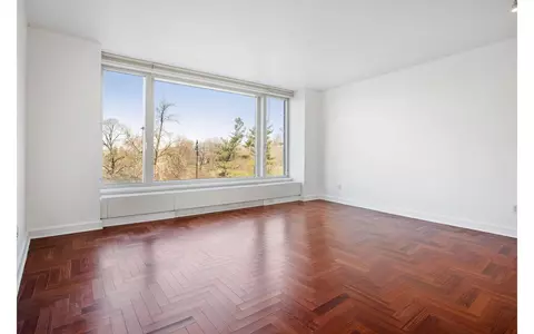 240 Riverside Blvd #3C, New York, NY 10023