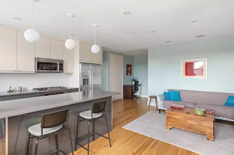 243 Mcdonald Ave #6T, Brooklyn, NY 11218