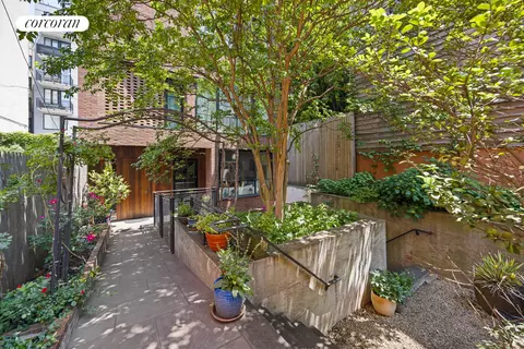67 Dean St, Brooklyn, NY 11201