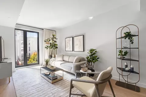 500 W 45th St #707, New York, NY 10036