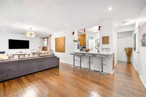 180 Van Cortlandt Park S #4-H, Bronx, NY 10463