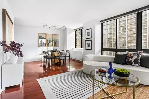 245 E 93rd St #20C, New York, NY 10128
