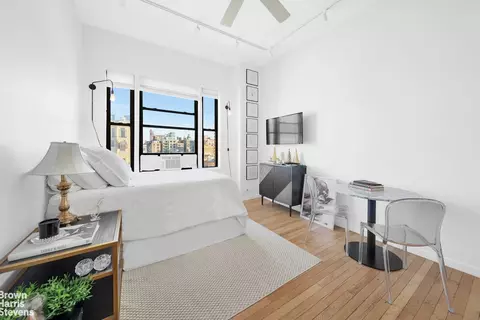 140 W 69th St #106C, New York, NY 10023