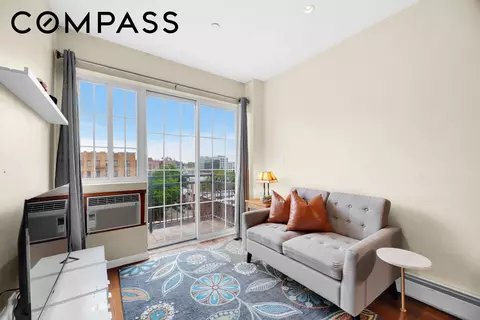 43-33 42nd St #6B, New York City, NY 11104