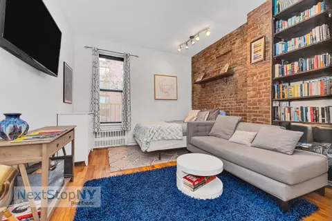 425 E 78th St #3A, New York, NY 10075
