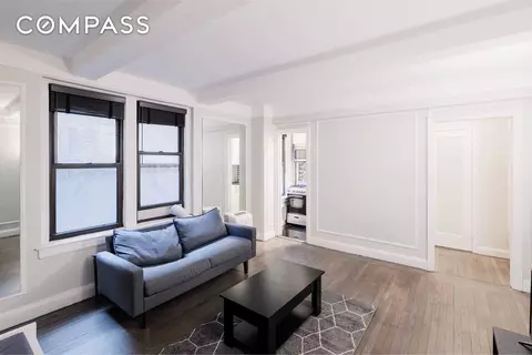 321 E 54th St #3D, New York, NY 10022
