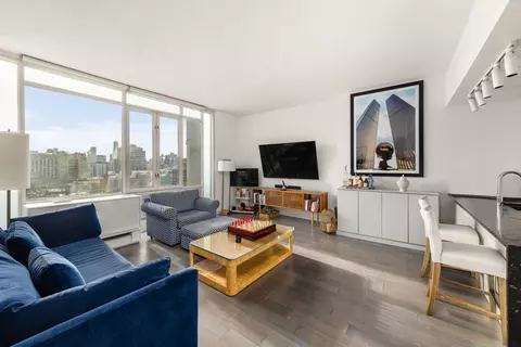 385 1st Ave #14A, New York, NY 10010