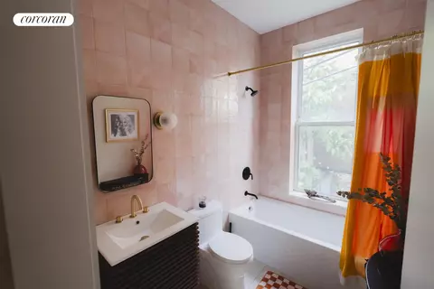 4 Agate Ct, Brooklyn, NY 11213 photo 8