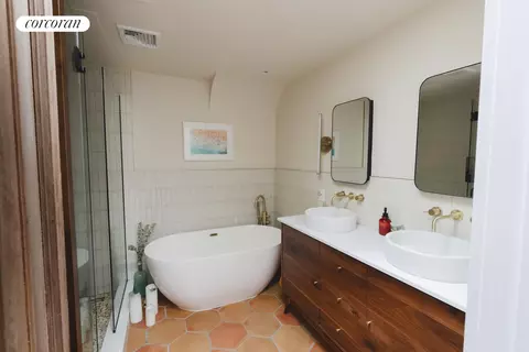 4 Agate Ct, Brooklyn, NY 11213 photo 7