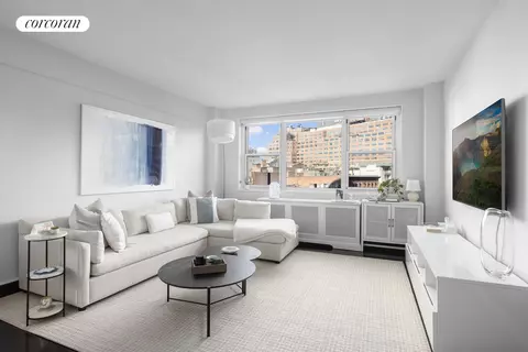 2 Horatio St #7R, New York, NY 10014