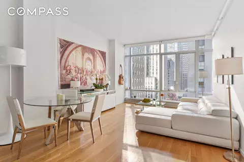 18 W 48th St #10E, New York, NY 10036
