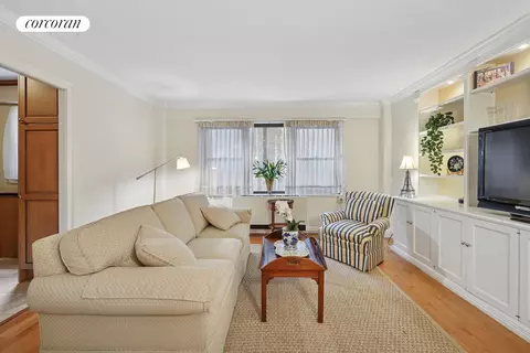 1036 Park Ave #2A, New York, NY 10028