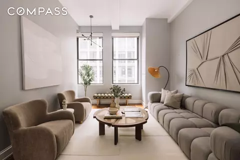 140 W 22nd St #4C, New York, NY 10011