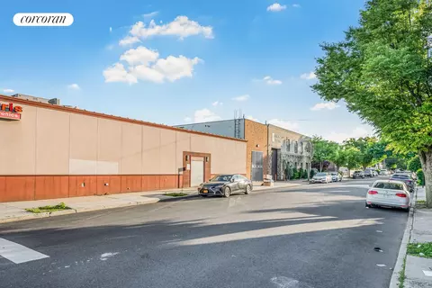 Exterior - 162-12 20 77th Rd, New York City, NY 11366 photo 16 of 18