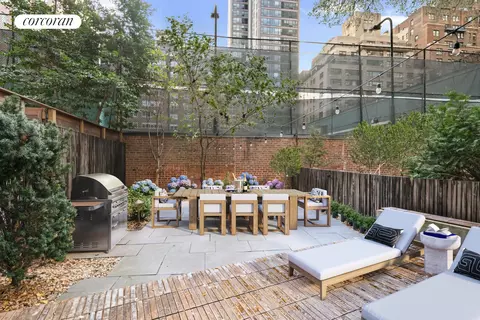 440 E 56th St #1B, New York, NY 10022