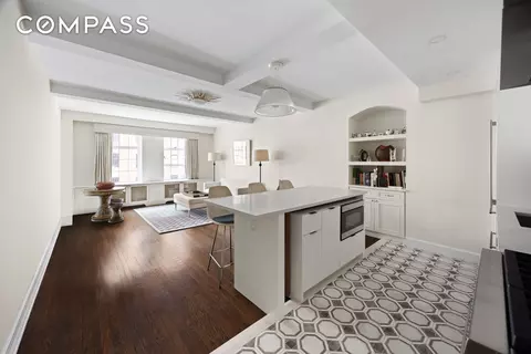 470 W 24th St #9J, New York, NY 10011