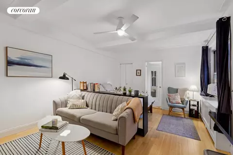 70 Remsen St #3F, Brooklyn, NY 11201