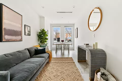 122 Palmetto St #1L, Brooklyn, NY 11221