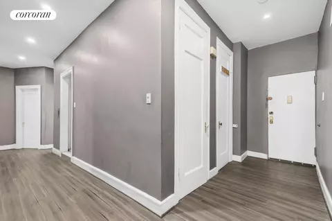 15 Fort Washington Ave #4A, New York, NY 10032