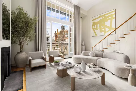 52 W 9th St #PH, New York, NY 10011