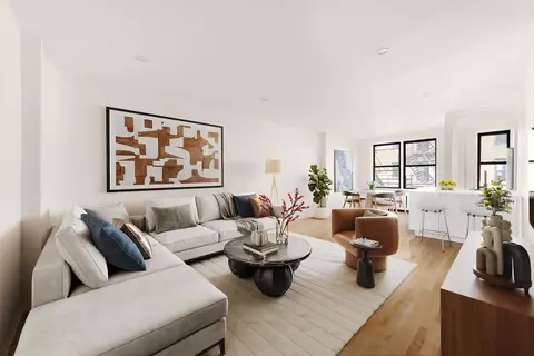 60 E 9th St #519, New York, NY 10003