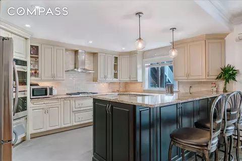 2156 Gerritsen Ave, Brooklyn, NY 11229