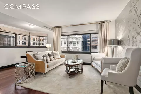 25 E 83rd St #10E, New York, NY 10028