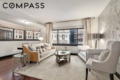 25 E 83rd St #10E, New York, NY 10028