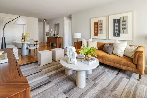 155 W 68th St #1008, New York, NY 10023