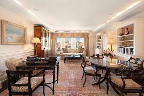 35 E 76th St #1604, New York, NY 10021