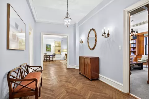 1125 Park Ave #5C, New York, NY 10128