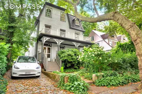 117 Tysen St, Staten Island, NY 10301