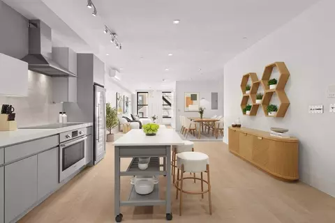 410 W 47th St, New York, NY 10036