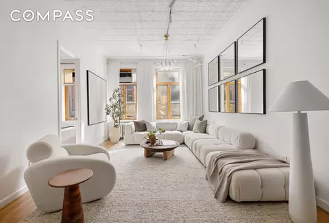 107 W 25th St #5B, New York, NY 10001