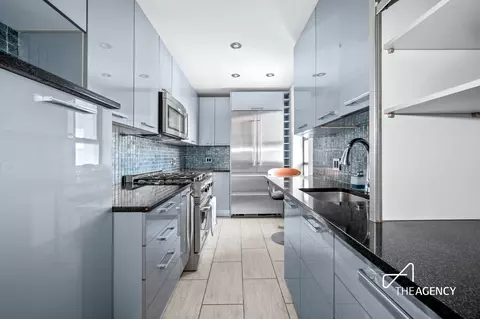 96-09 67th Ave #2F, Rego Park, NY 11374