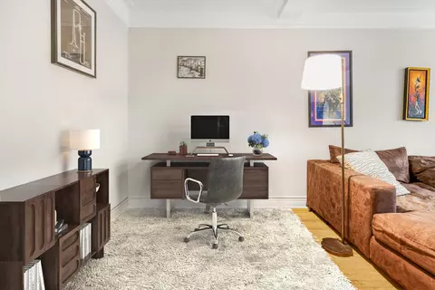 227 E 57th St #8B, New York, NY 10022