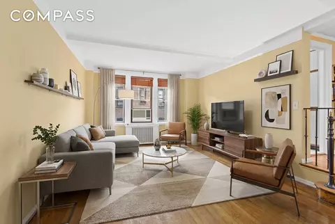 302 W 12th St #6H, New York, NY 10014