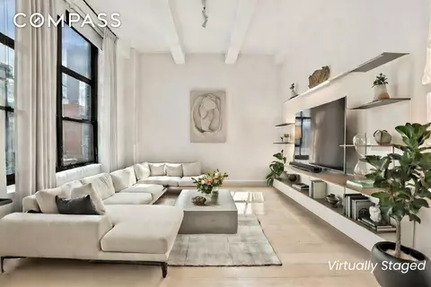 448 W 37th St #8C, New York, NY 10018