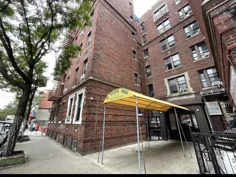 136-39 41st Ave #5D, New York City, NY 11355