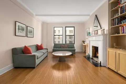 64 E 86th St #6AB, New York, NY 10028