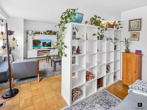 363 E 76th St #8-K, New York, NY 10021