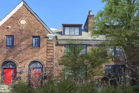 34-29 87th St, New York City, NY 11372