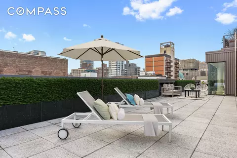 45 E 7th St #PH, New York, NY 10003