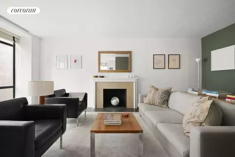 24 W 55th St #7A, New York, NY 10019