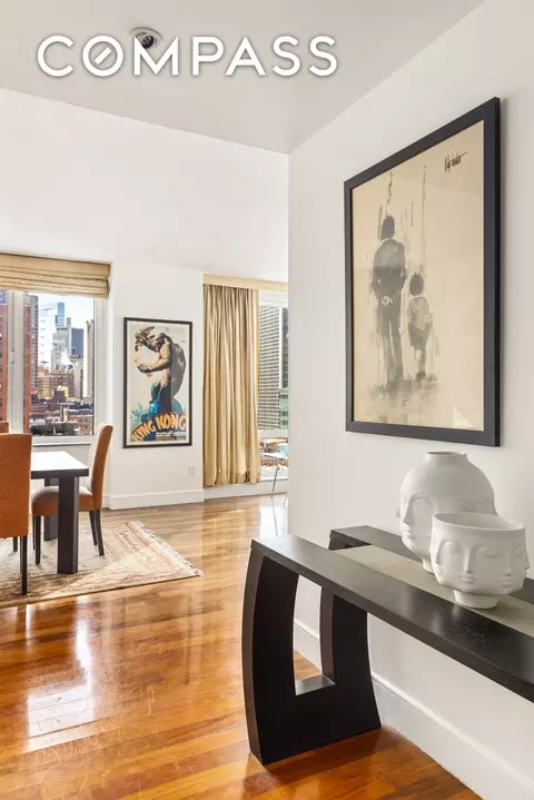 250 E 53rd St #1601, New York, NY 10022