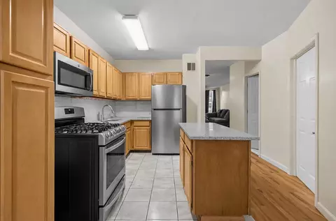 10 Gunther Pl, Brooklyn, NY 11233