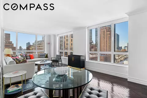 351 E 51st St #9C, New York, NY 10022