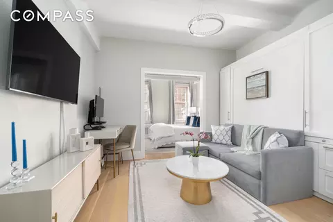 24 5th Ave #1212, New York, NY 10011