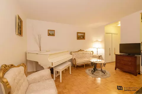 100 Central Park S #6-G, New York, NY 10019
