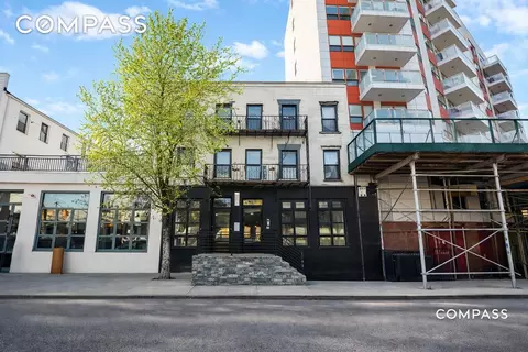 42 Jackson St, Brooklyn, NY 11211